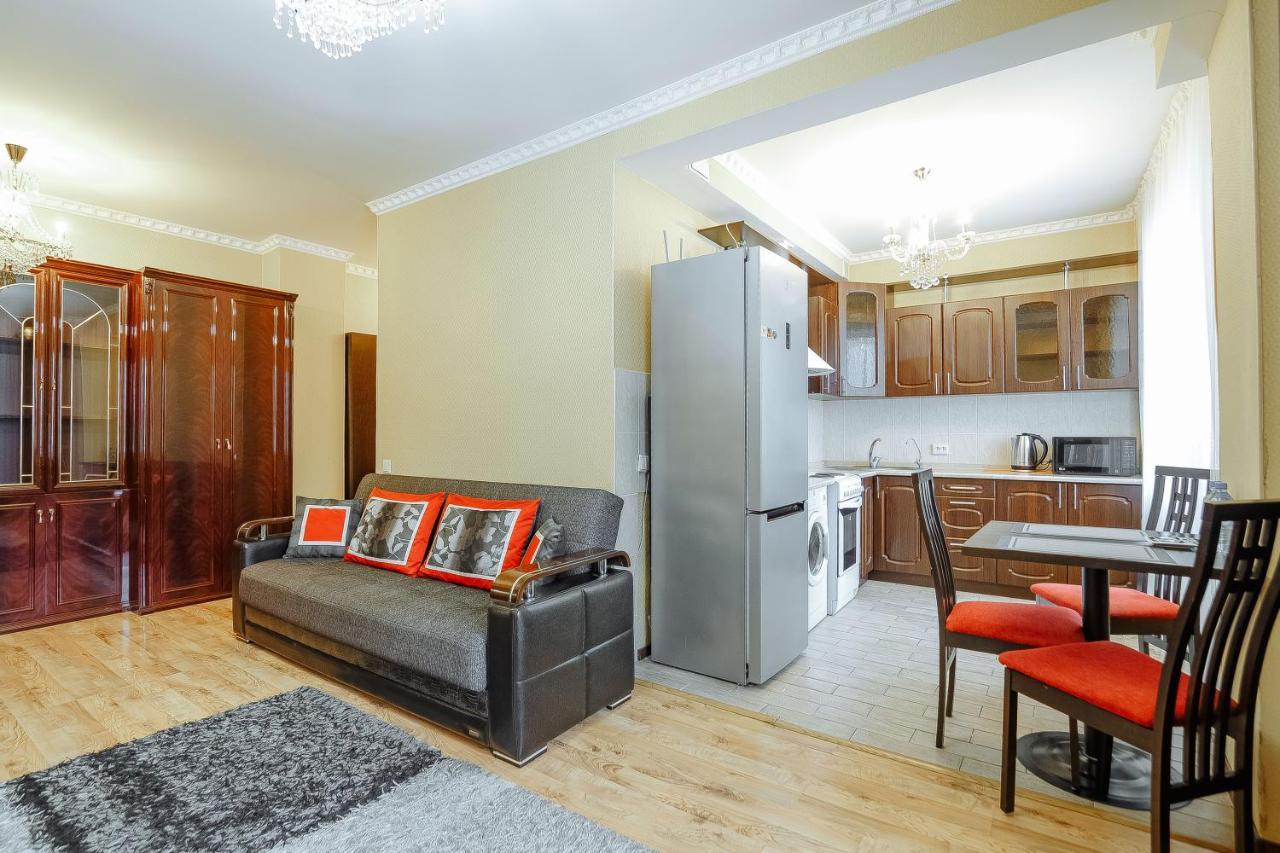 Two Bedroom Apartment On Syganak Street 64-1 Астана Экстерьер фото
